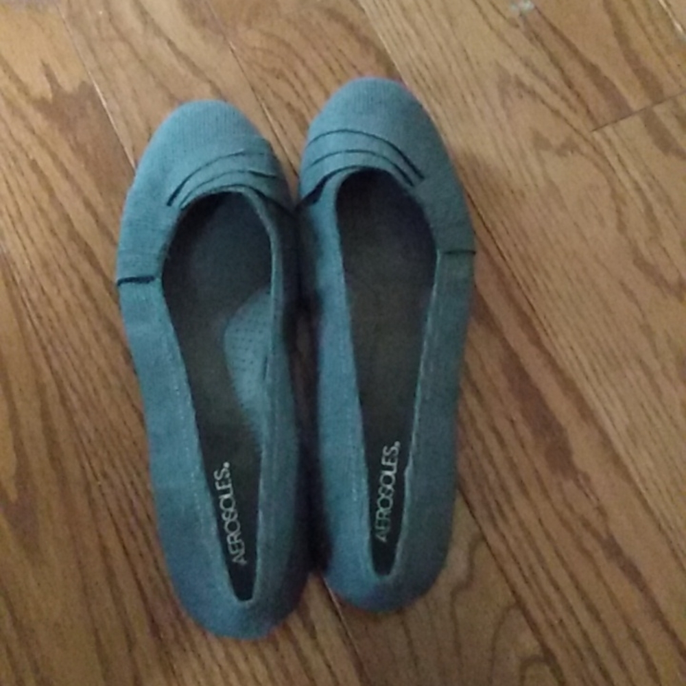 Pair of Aerosoles size 11 flats